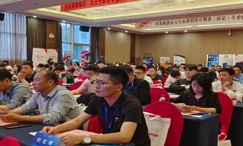 四月過(guò)半，帶您走進(jìn)2024宇航工業(yè)交換機(jī)千城行產(chǎn)品技術(shù)交流大會(huì)分別在福建、云南、江蘇、湖南、河南的會(huì)議現(xiàn)場(chǎng)